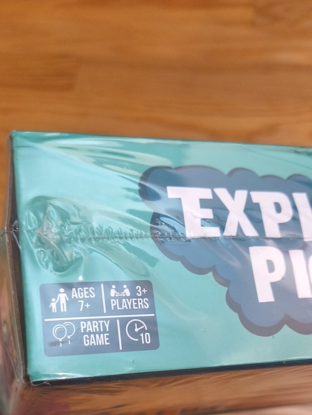 Exploding Kittens, Exploding Pigeon Party Game Ages 7+ NWT - Picture 4 of 5